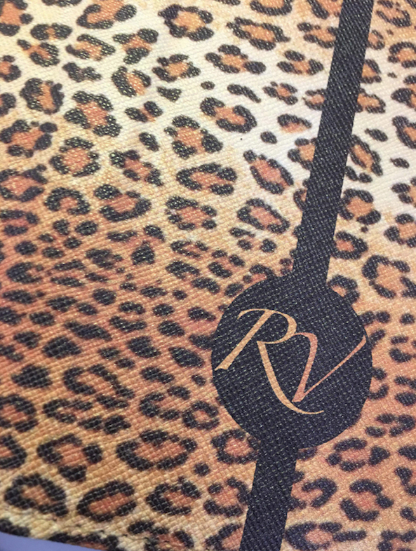 cover_leopardo_dettaglio